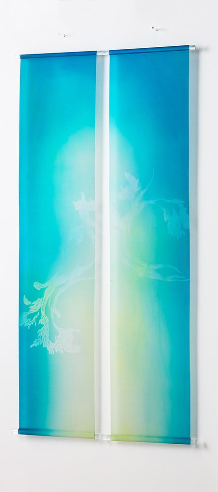 美濃友禅タペストリー　天空シリーズ　二枚セット商品　清流