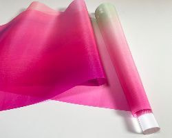 美濃友禅染め　絵絹タペストリー 桃源